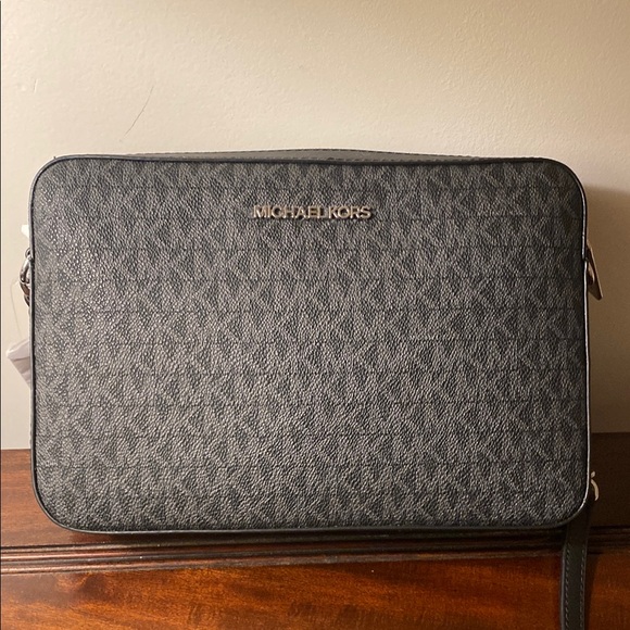 Michael Kors Gray Crossbody Bag - Picture 2 of 6